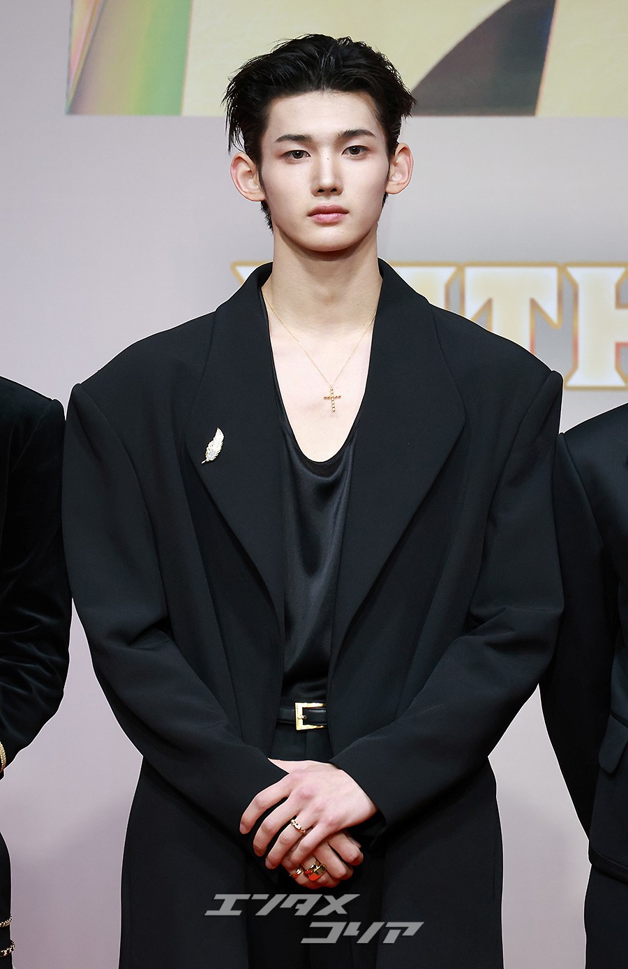 【フォト】&TEAM「それぞれの個性あふれる黒コーデ」