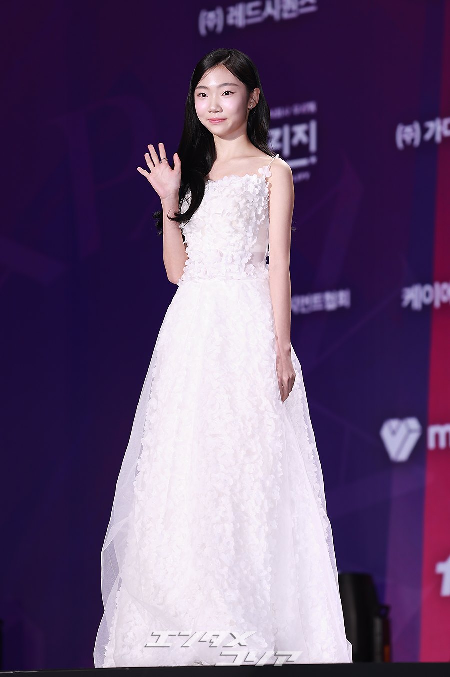 【フォト】キム・テヨン×イ・チョンム「再会したエスンとグァンシクの子役たち」＝APAN