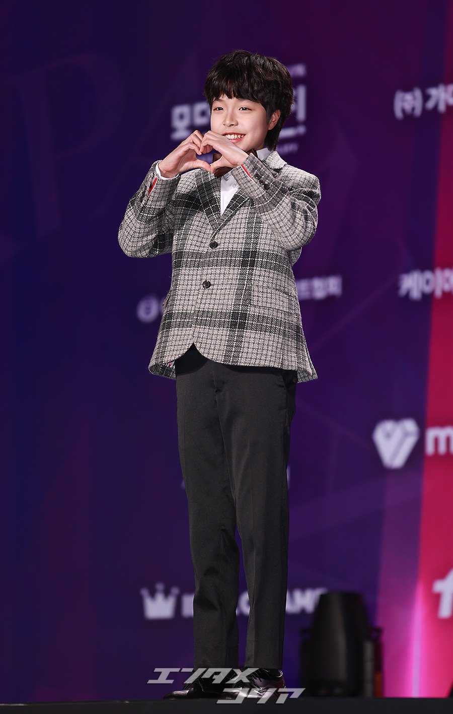 【フォト】キム・テヨン×イ・チョンム「再会したエスンとグァンシクの子役たち」＝APAN