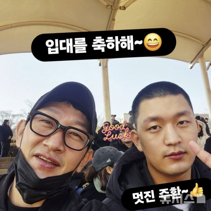 徴兵：DJ DOCキム・チャンリョルの息子が海兵隊に入隊　「国と国民を守るため」