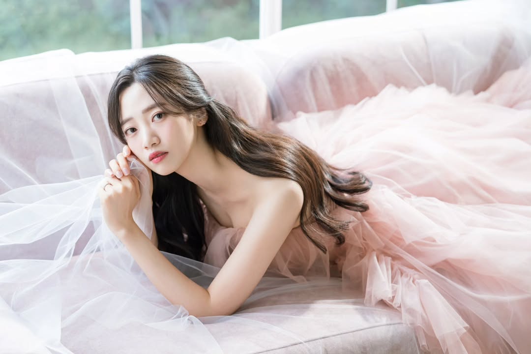 【フォト】ハン・ボベ、純白のウエディングドレス姿公開