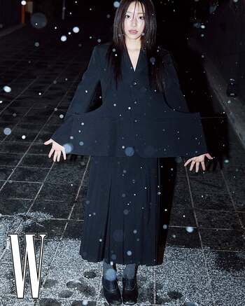【フォト】キム・ジュミ、初雪が降る中幻想的なムード