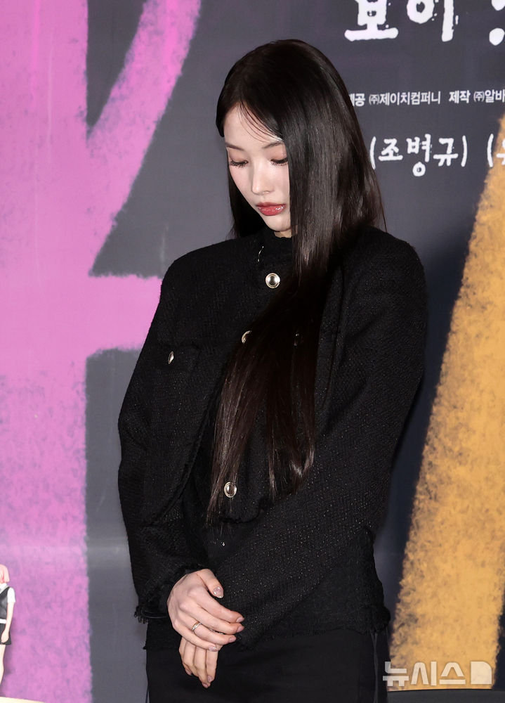 【フォト】NMIXX脱退後スクリーン・デビューした女優ジニ