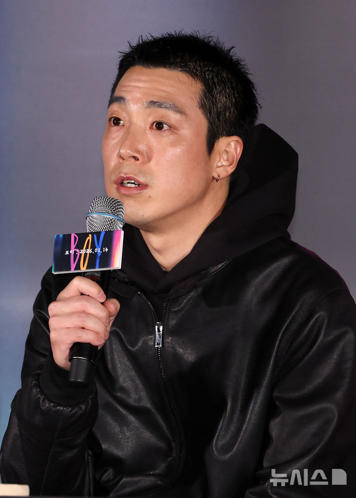 【フォト】元NMIXXジニ＆チョ・ビョンギュ「ディストピア・ラブをお楽しみに」