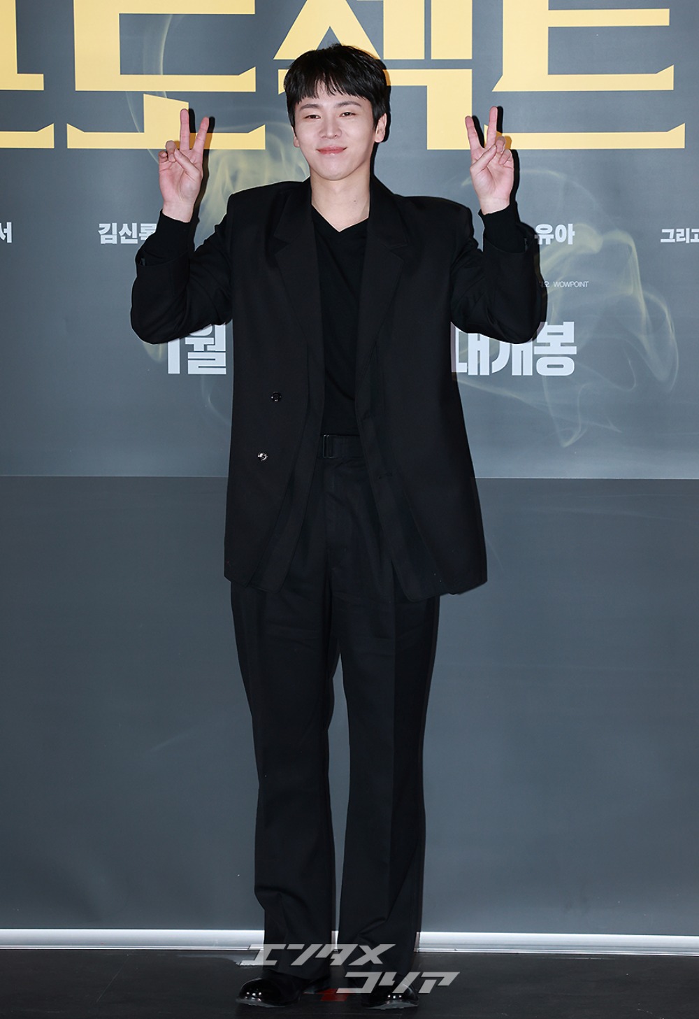 【フォト】信頼できる俳優イ・ジェギュン、和やかにあいさつ