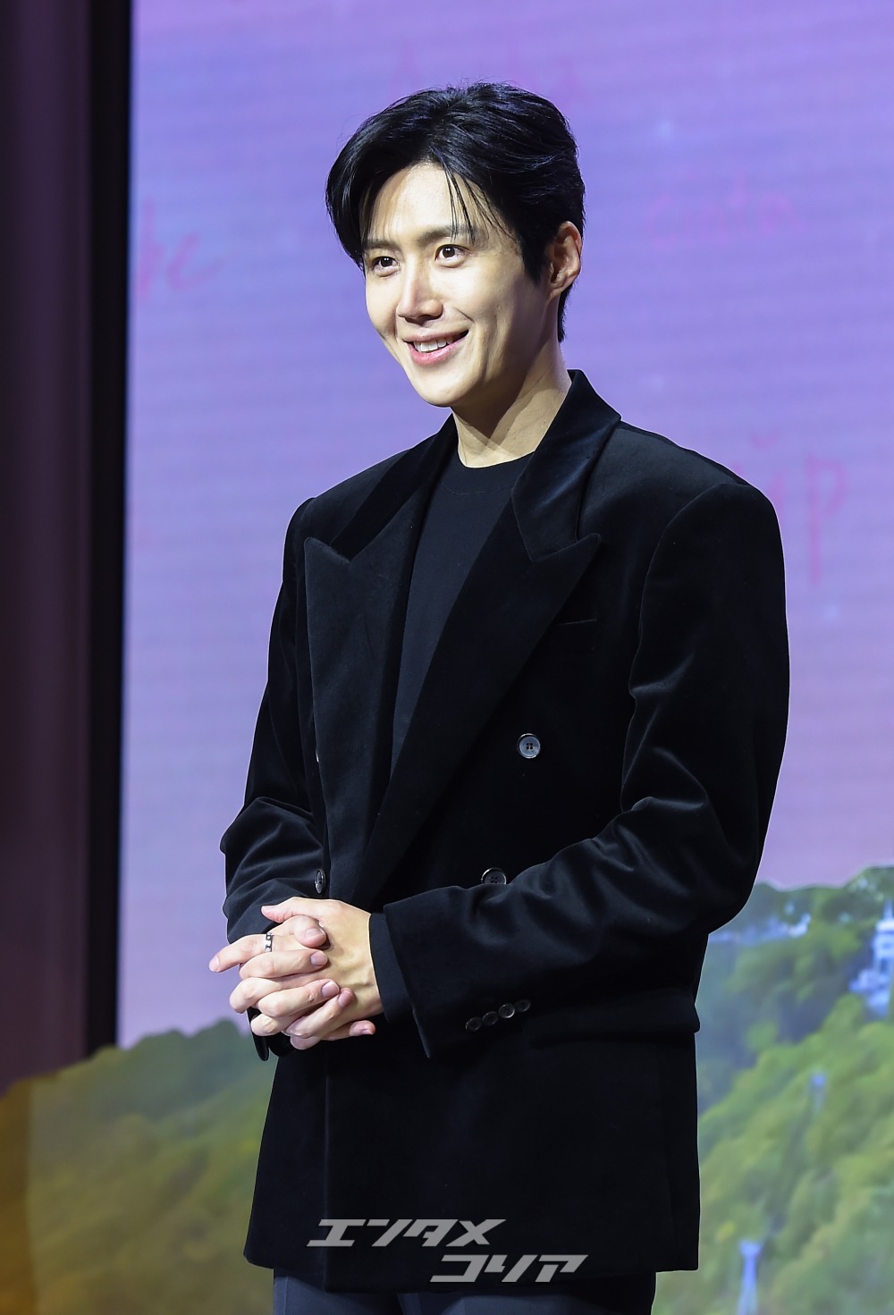 【フォト】えくぼがキュートなキム・ソンホ、女心を刺激