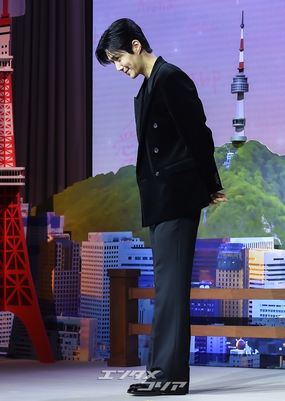 【フォト】えくぼがキュートなキム・ソンホ、女心を刺激