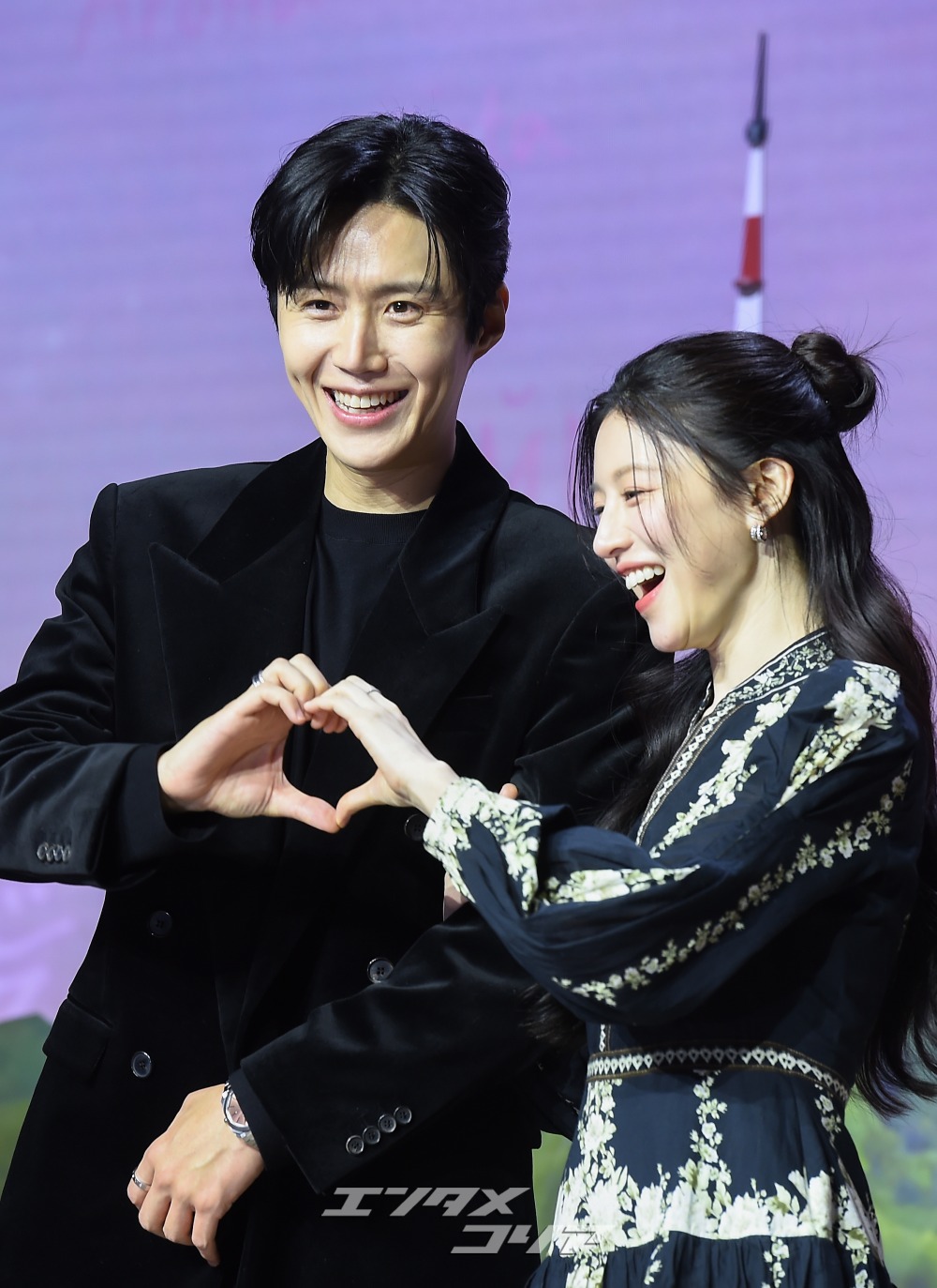 【フォト】『恋の通訳、できますか？』主演のキム・ソンホ＆コ・ユンジョン、ロマンチックな2ショット