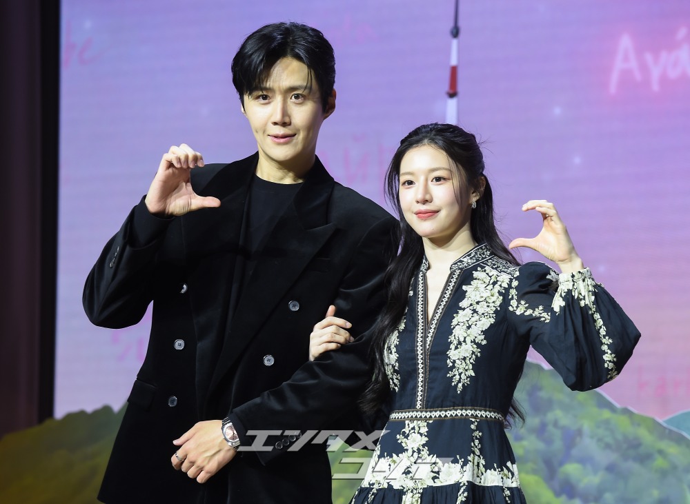 【フォト】『恋の通訳、できますか？』主演のキム・ソンホ＆コ・ユンジョン、ロマンチックな2ショット