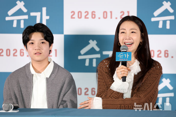 【フォト】チェ・ジウ＆ミン・ジヌン＆コ・ドンハ、『シュガー』のキャストたち