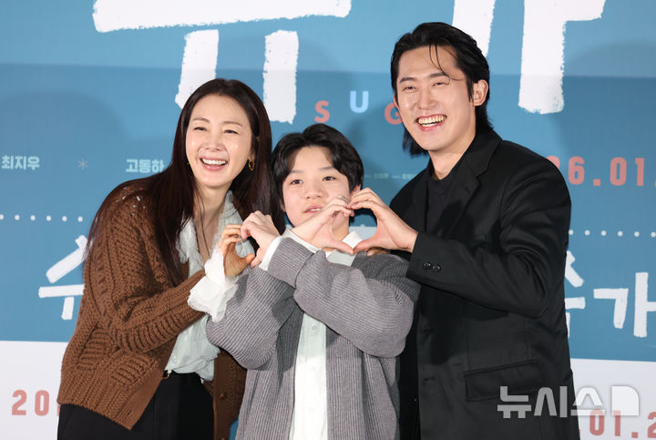 【フォト】チェ・ジウ＆ミン・ジヌン＆コ・ドンハ、『シュガー』のキャストたち