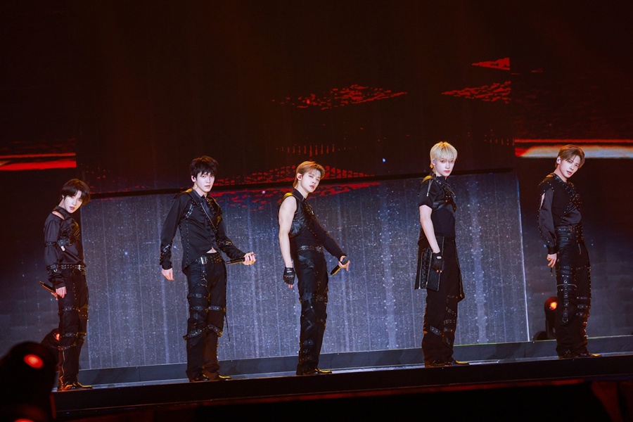 TXT東京ドーム公演でファン熱狂、会場に響き渡った大合唱