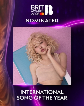 ロゼ「APT.」と「KPOPガールズ!」楽曲 英音楽授賞式にノミネート