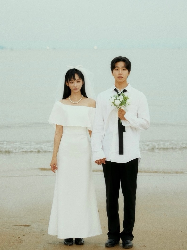 【フォト】ソム・へビン＆キム・イェフン、スパークラーを手にロマンチックなウエディング写真