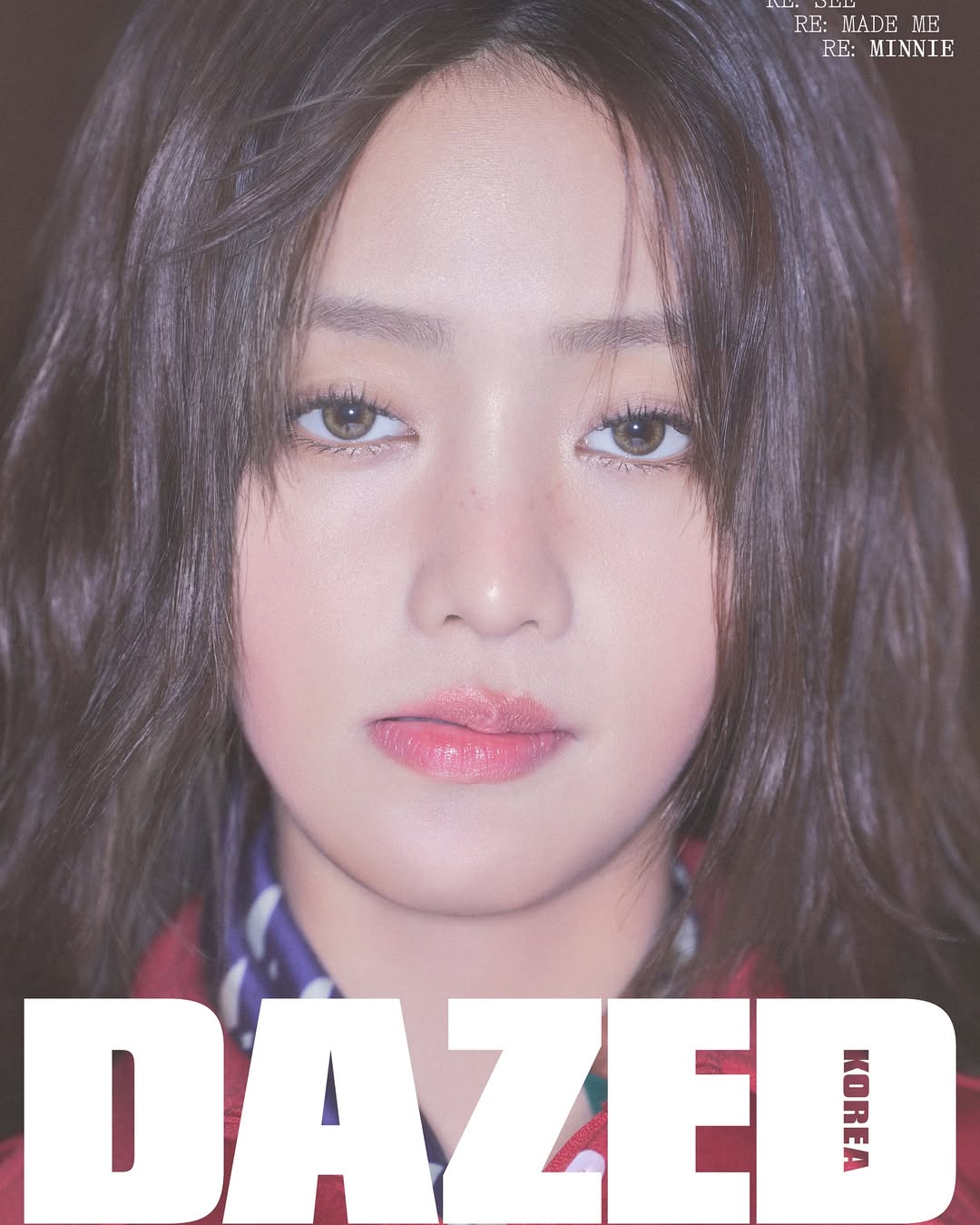 【フォト】i-dleミンニ、大胆背中見せ…絶頂のビジュアル