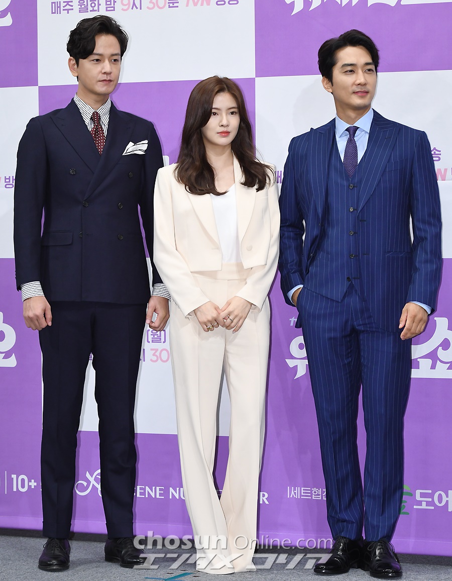 【フォト】イム・ジュファン、ステキなスーツ姿で登場