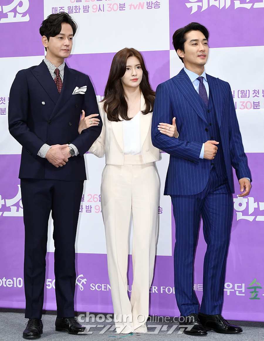 【フォト】イム・ジュファン、ステキなスーツ姿で登場