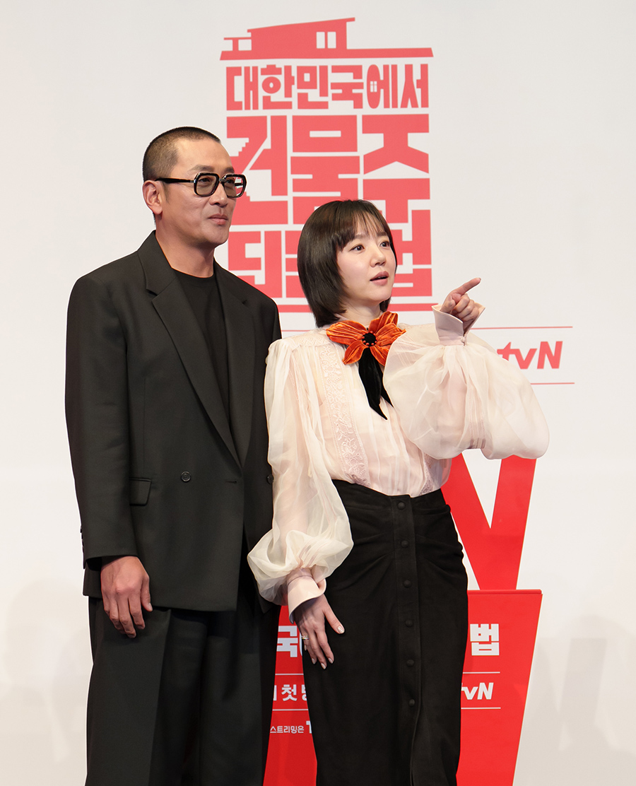 【フォト】「韓国のビルオーナー夫妻」ハ・ジョンウ＆イム・スジョン