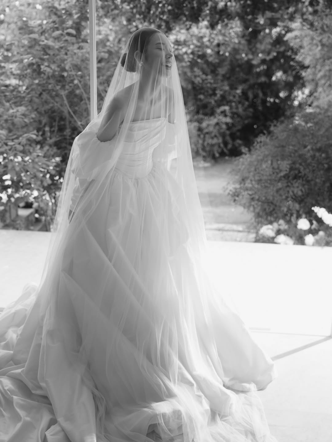 【フォト】元DIAジェニ　麗しビジュアルのウエディング写真公開