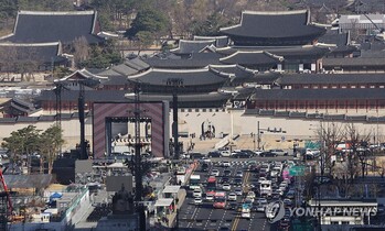 BTS公演会場周辺「三重の規制線」設置へ テロに備え=韓国警察