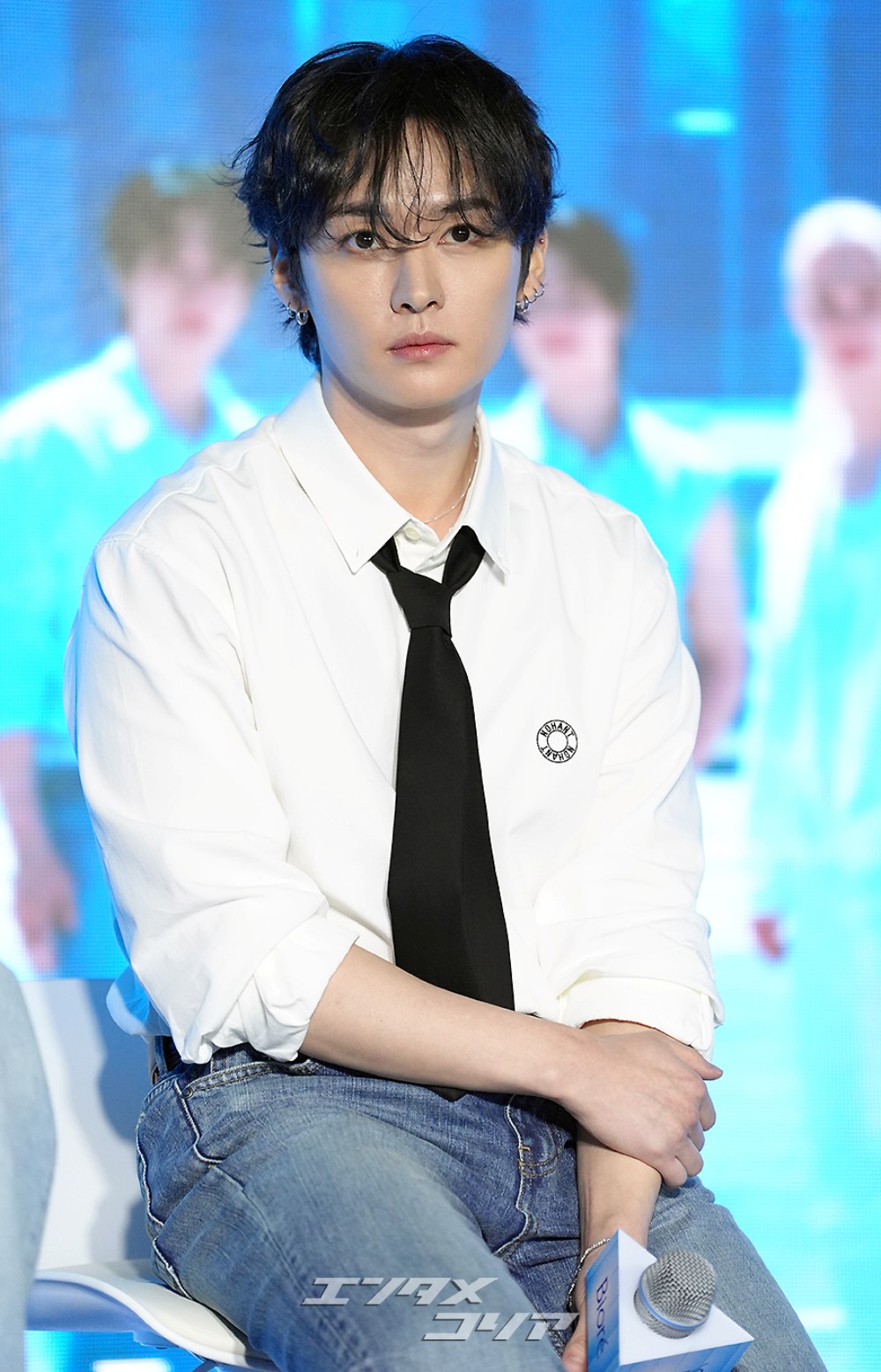 【フォト】Stray Kidsリノ、セクシーな眼差し