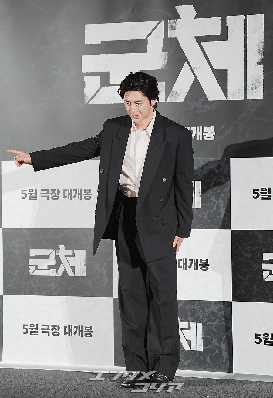 【フォト】コ・ス、47歳とは思えないビジュアル