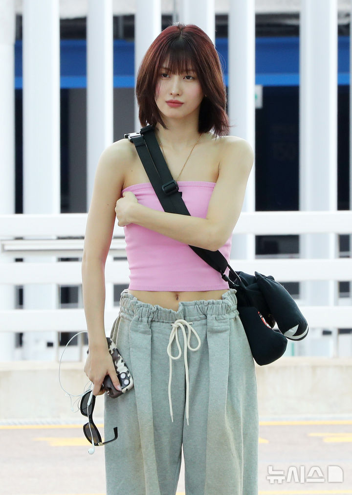 TWICEモモ、ワールドツアー中に抜歯…メンバーの体調に懸念