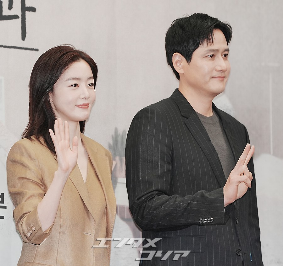 【フォト】ク・ギョファン＆コ・ユンジョン主演『誰だって無価値な自分と闘っている』制作発表会