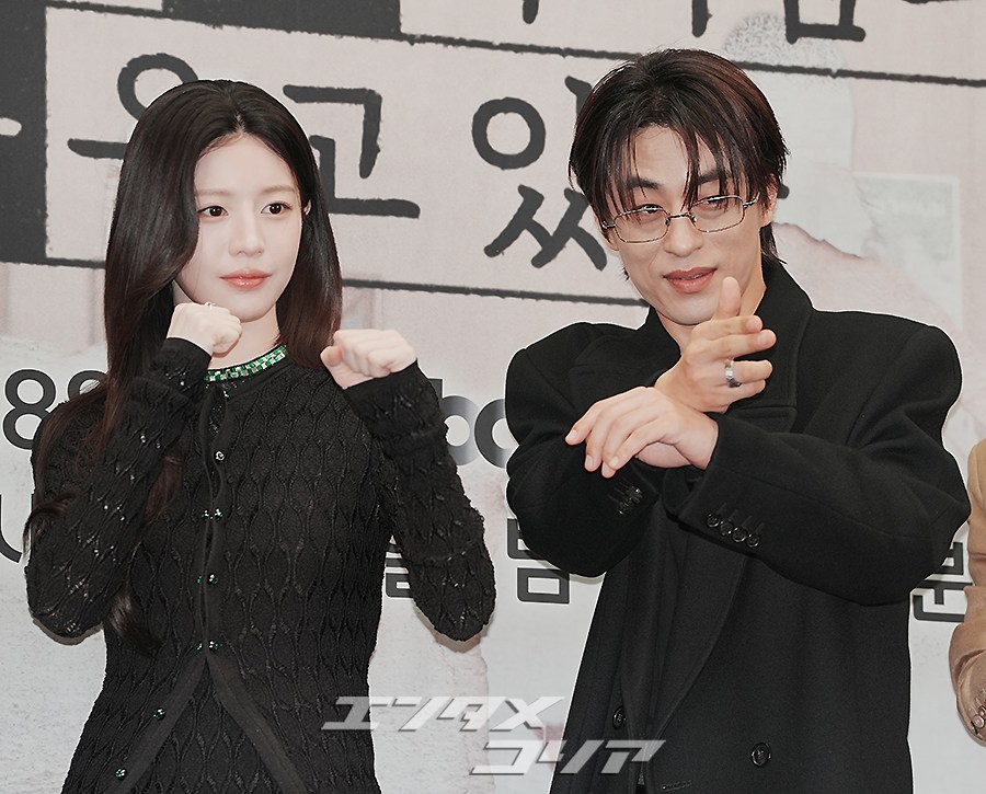 【フォト】ク・ギョファン＆コ・ユンジョン主演『誰だって無価値な自分と闘っている』制作発表会