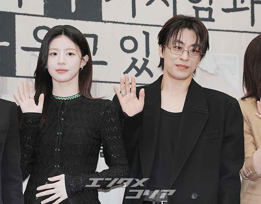 【フォト】ク・ギョファン＆コ・ユンジョン主演『誰だって無価値な自分と闘っている』制作発表会