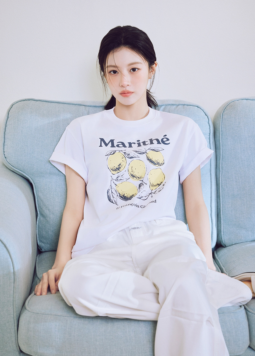 【フォト】コ・ユンジョン、ノルマンディーの日差しよりまぶしい美しさ