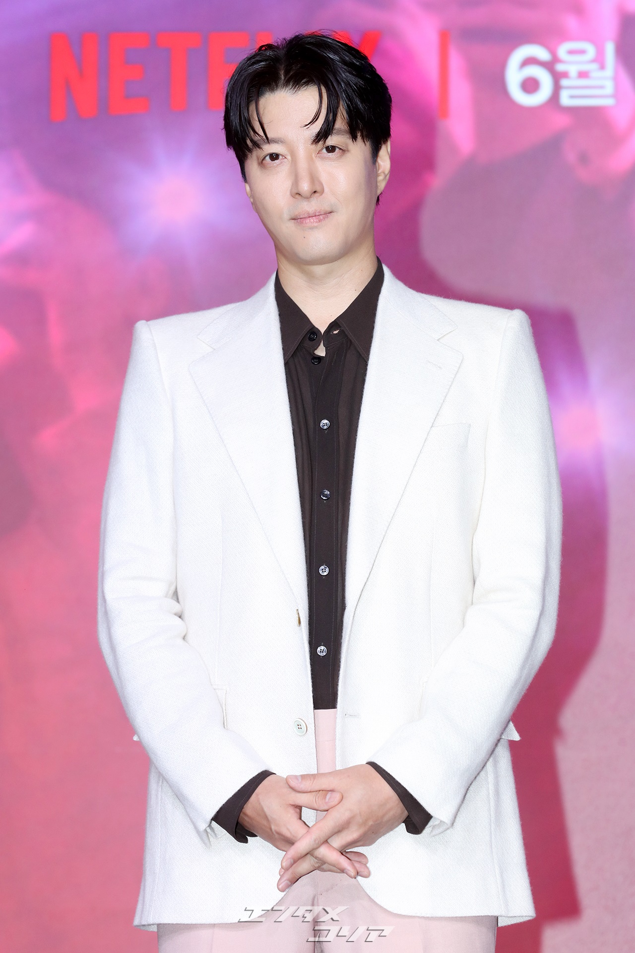 【フォト】イ・ドンゴンのジェントルなスーツファッション