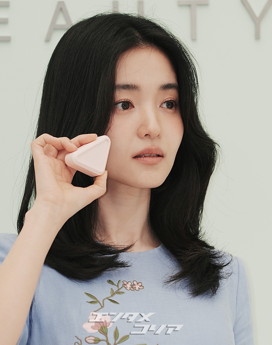 【フォト】キム・テリ、ラブリーなほほ笑みで視線強奪