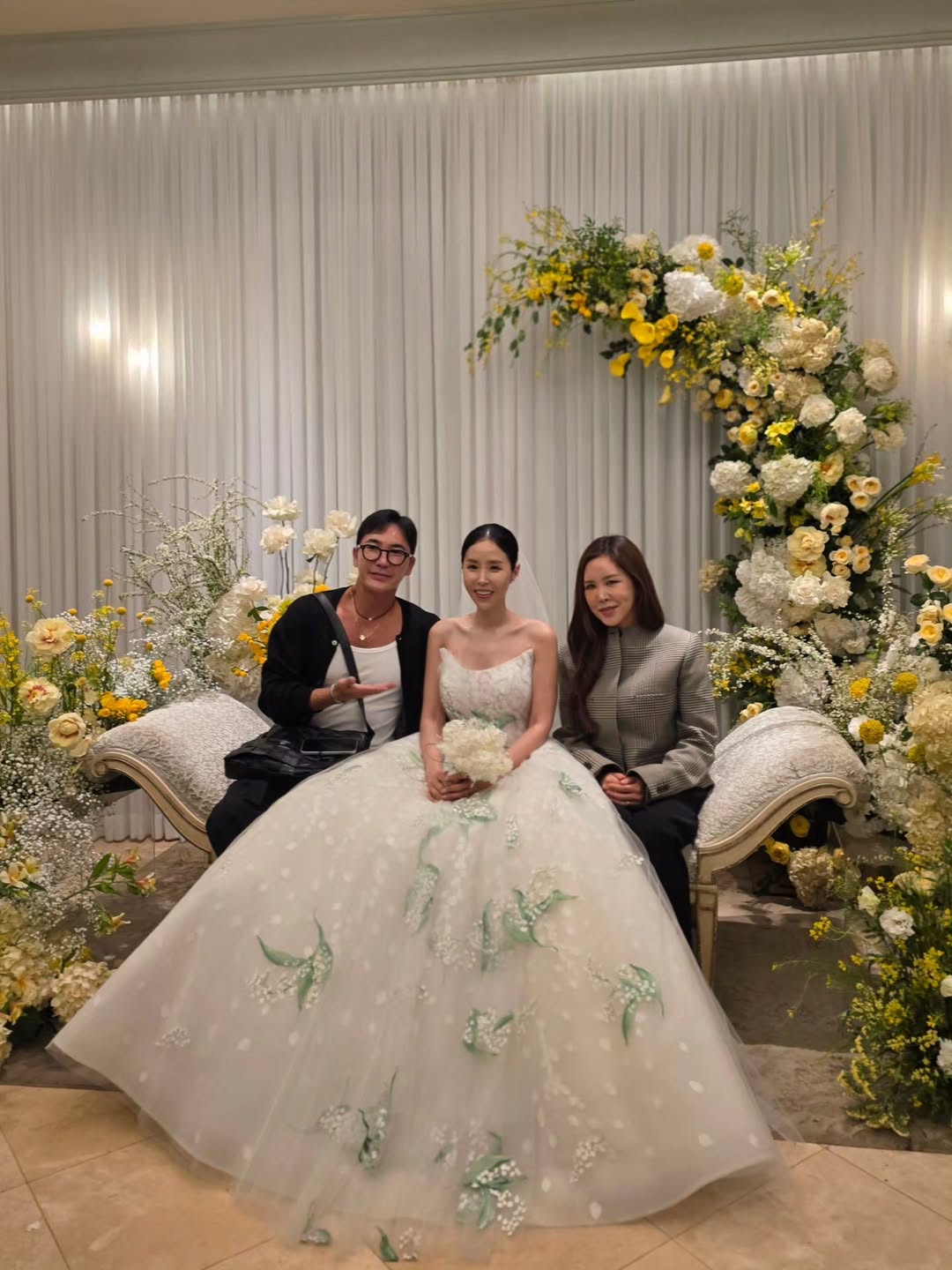 チェ・リナ＆キム・ウリ、KOYOTEシンジの結婚を祝福　「お幸せに」