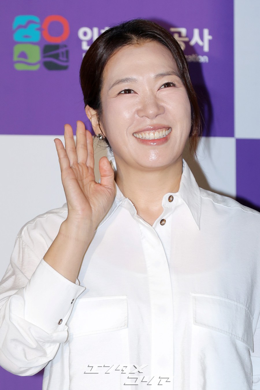 【フォト】ヨム・ヘラン、助演女優賞で手形イベントに出席