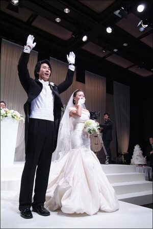 【フォト】バレンタインデーに結婚したユン・テヨン&イム・ユジン