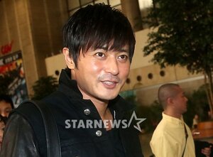 【フォト】チャン・ドンゴン、日本へ出発