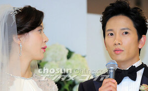 【フォト】チソン＆イ・ボヨン「きょう結婚します！」
