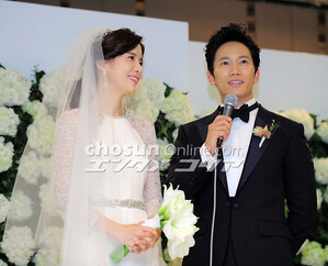 【フォト】チソン＆イ・ボヨン「きょう結婚します！」