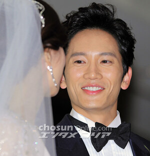 【フォト】チソン＆イ・ボヨン「きょう結婚します！」