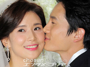 【フォト】チソン＆イ・ボヨン「きょう結婚します！」