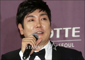 【フォト】チョ・ジヌン「きょう結婚します！」