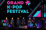 【フォト】熱唱するスターたち＝Grand K-Pop Festival