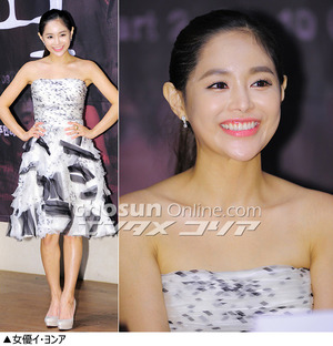 フォトコレクション：女性スターたちの肩出しコーデ