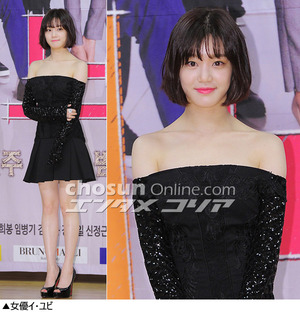 フォトコレクション：女性スターたちの肩出しコーデ