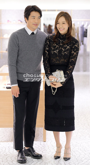 【フォト】Valentinoのイベントに登場したソン・テヨン＆クォン・サンウ夫妻