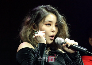 【フォト】Aileeが4thミニアルバムの先行公演