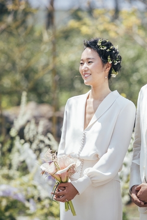 【フォト】ユン・ジンソ、済州島での結婚式写真公開