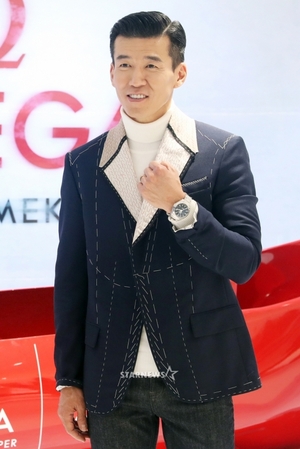 【フォト】Sean、子どもたちとオメガのイベントに出席