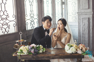 【フォト】ユ・サンム＆キム・ヨンジがウエディンググラビア公開